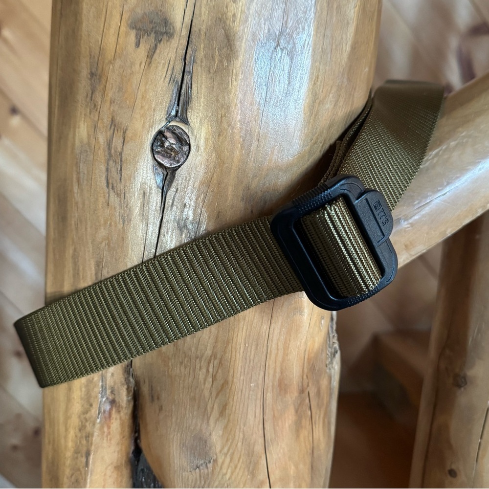 5.11 Tactical TDU belt Coyote color Model 59552 New Size Medium (32-34) - Picture 2 of 12